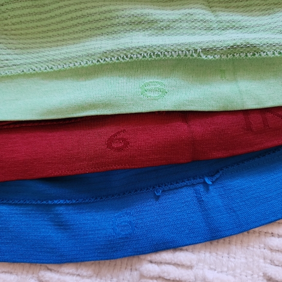 ❤️SOLD❤️ Lululemon Swiftly Tech Short Sleeve Shirts Lot of 3!! - Picture 3 of 6